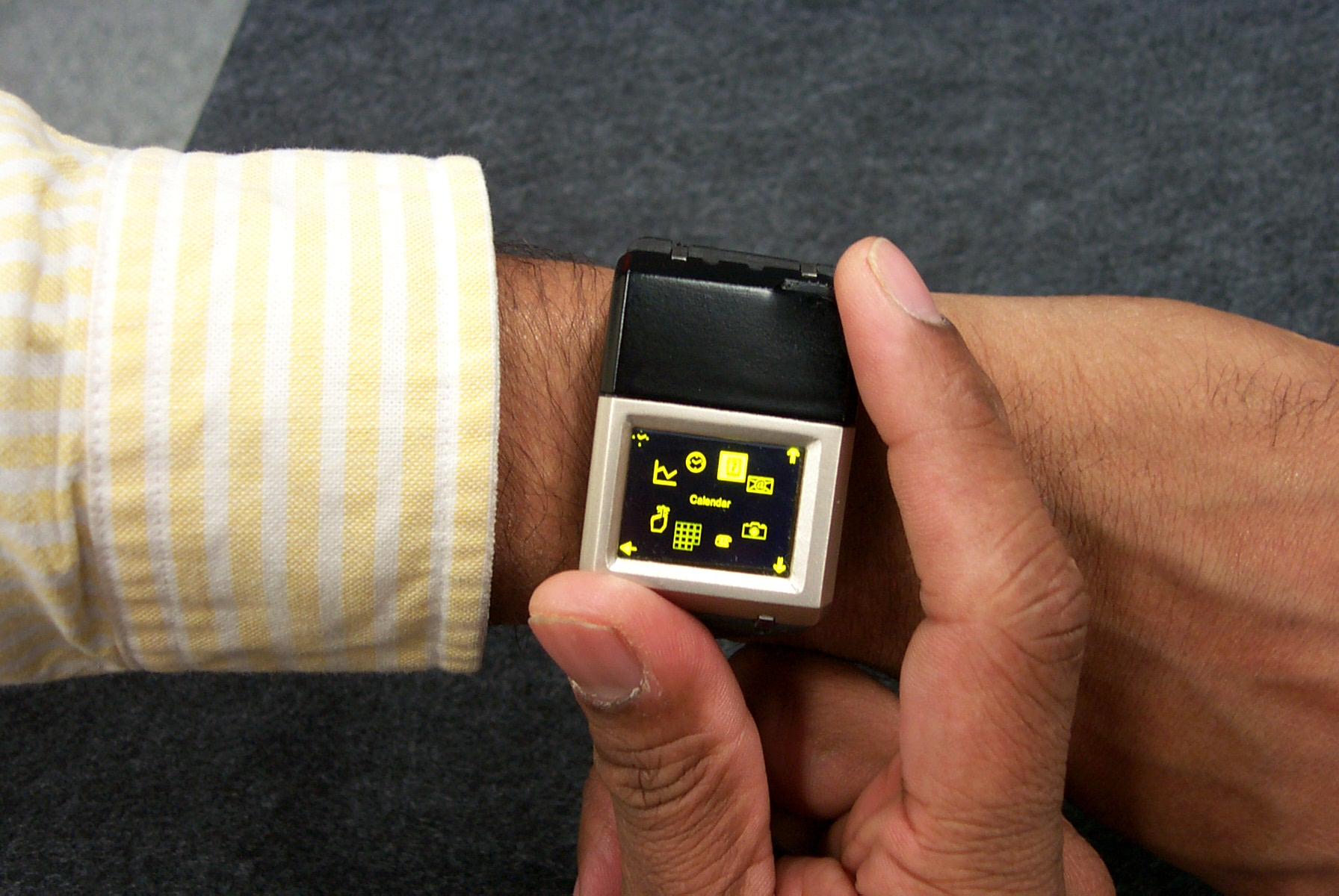 Operating OLED Watch